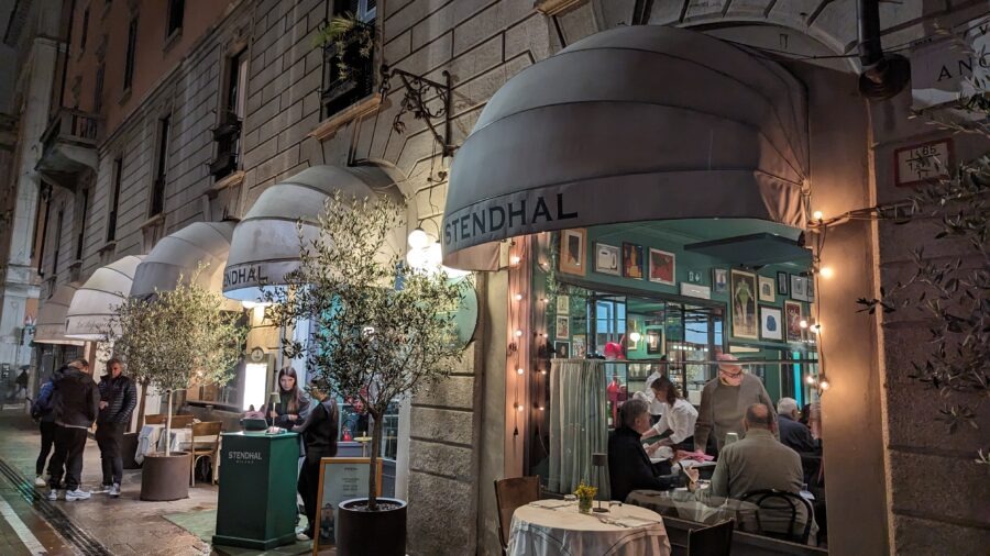 Milan Destination Guide: The Model of Fashion, Food, and Gothic Grandeur 12 Charming restaurant with outdoor seating.